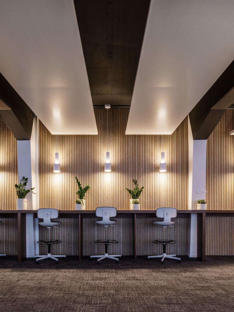 Interior Design für internationale Unternehmensberatung fertiggestellt