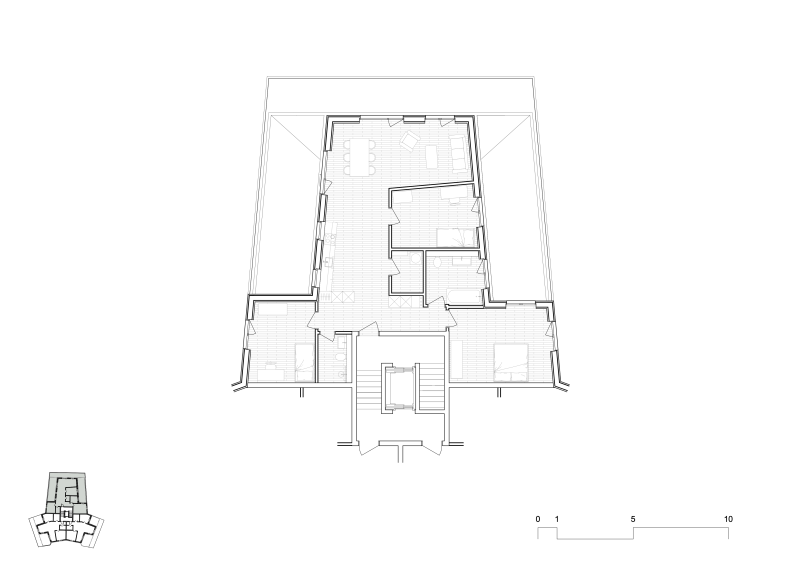 Grundriss einer Wohnanlage mit sieben Gebäuden und Innenhof in Oetwil am See.